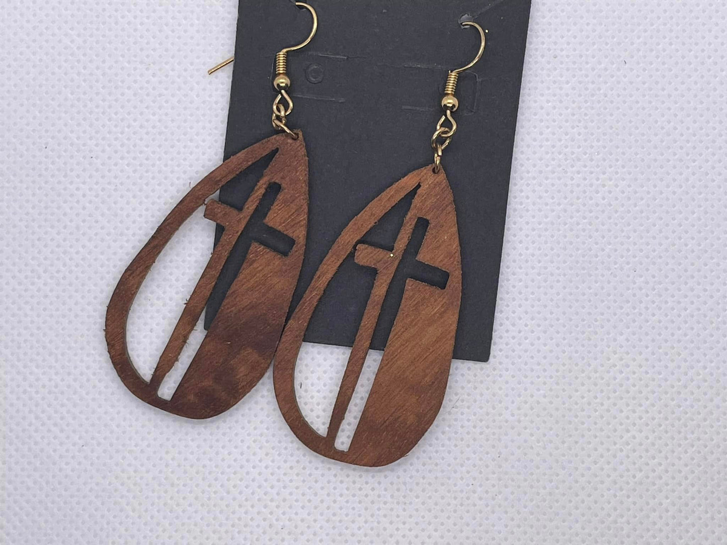 Cross earrings      Style a